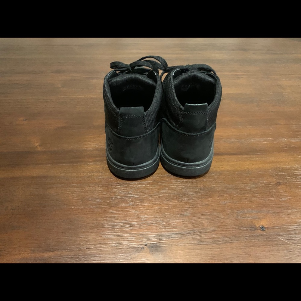 {Timberlands} - Picture 7 of 11
